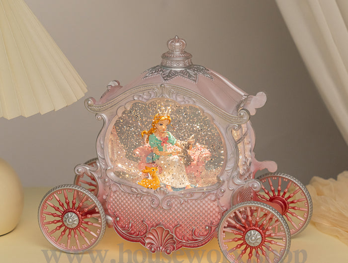 Isla Princess Carriage snow globe
