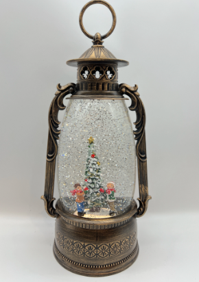 Storm lantern christmas tree