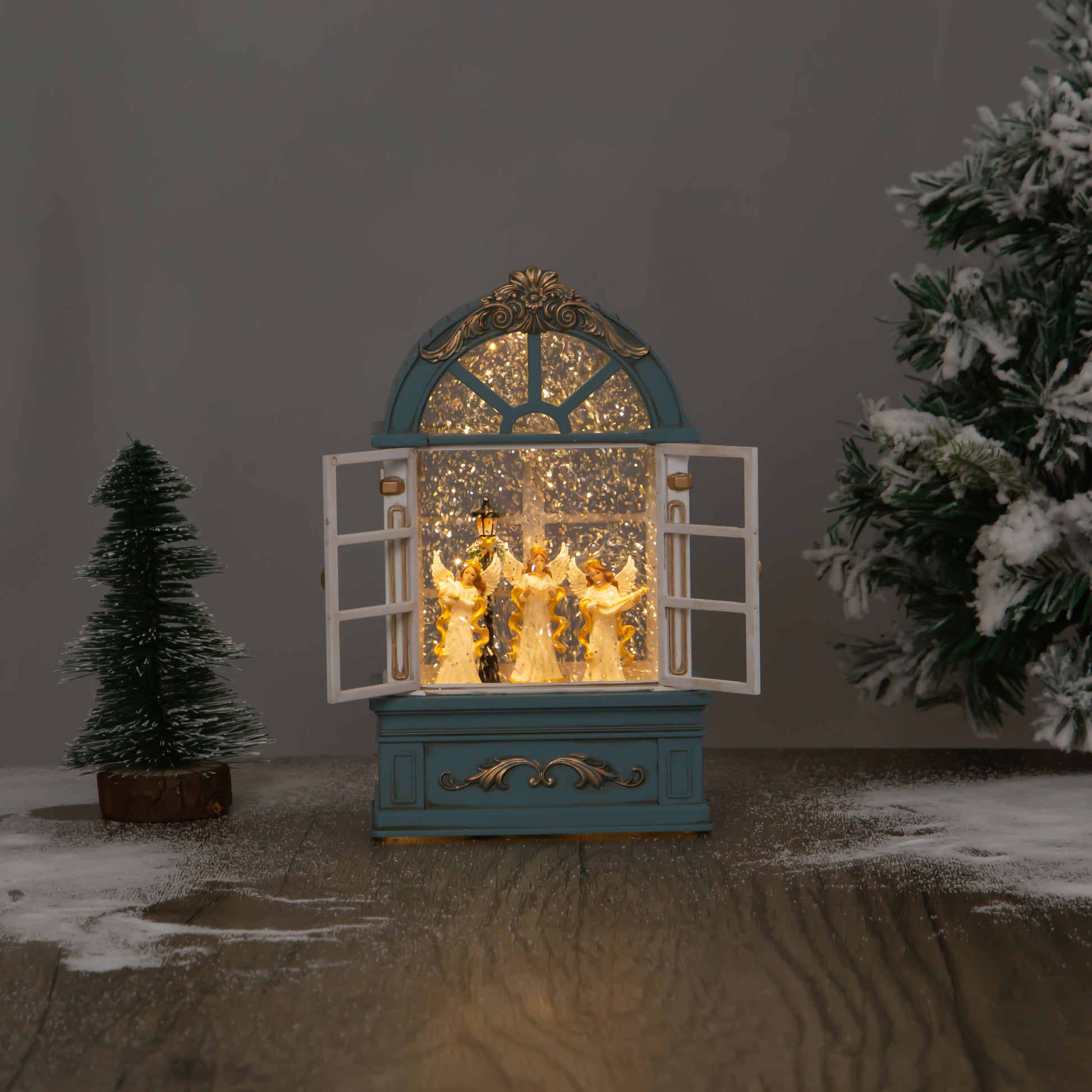 Window globe angel window open