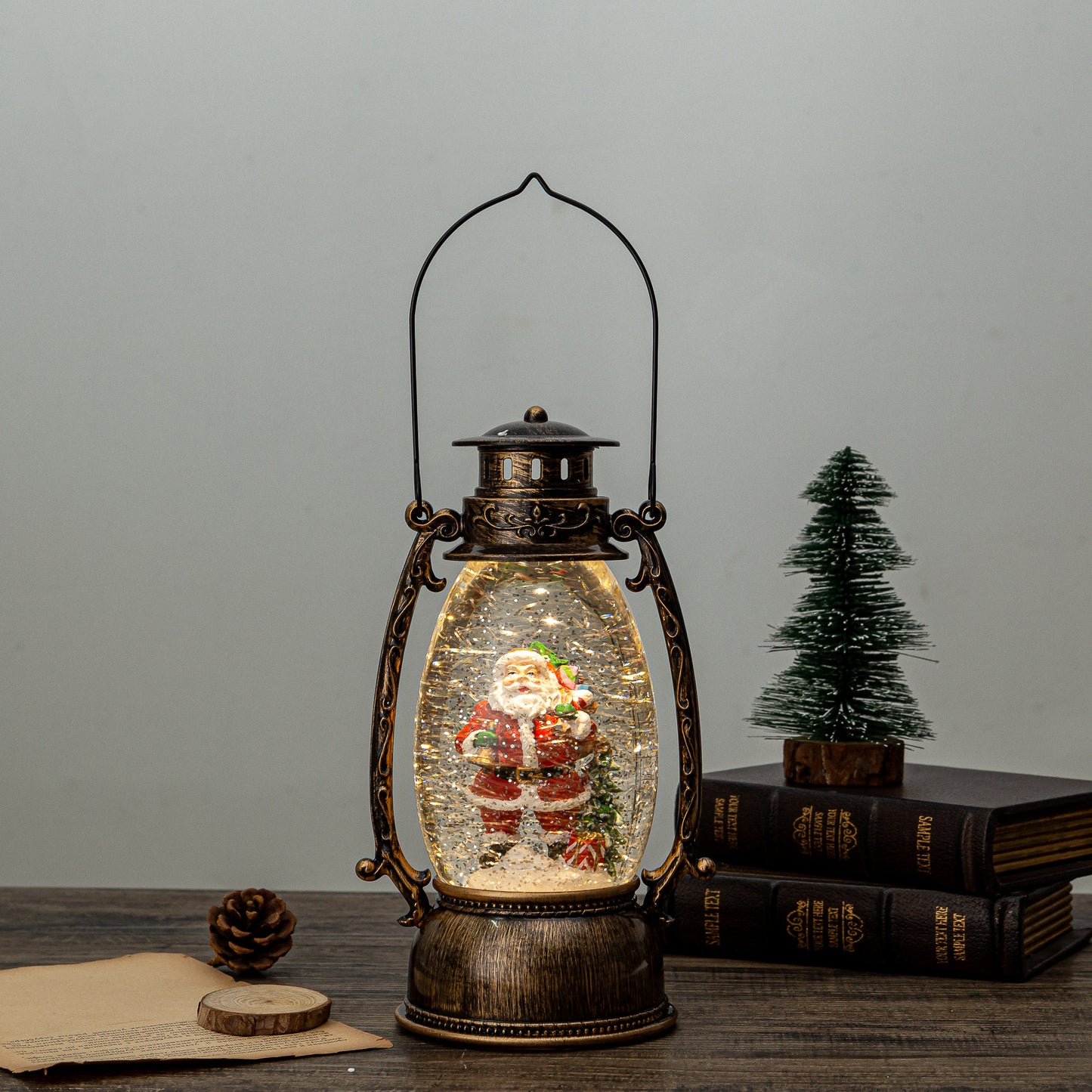 oval lantern santa/tree