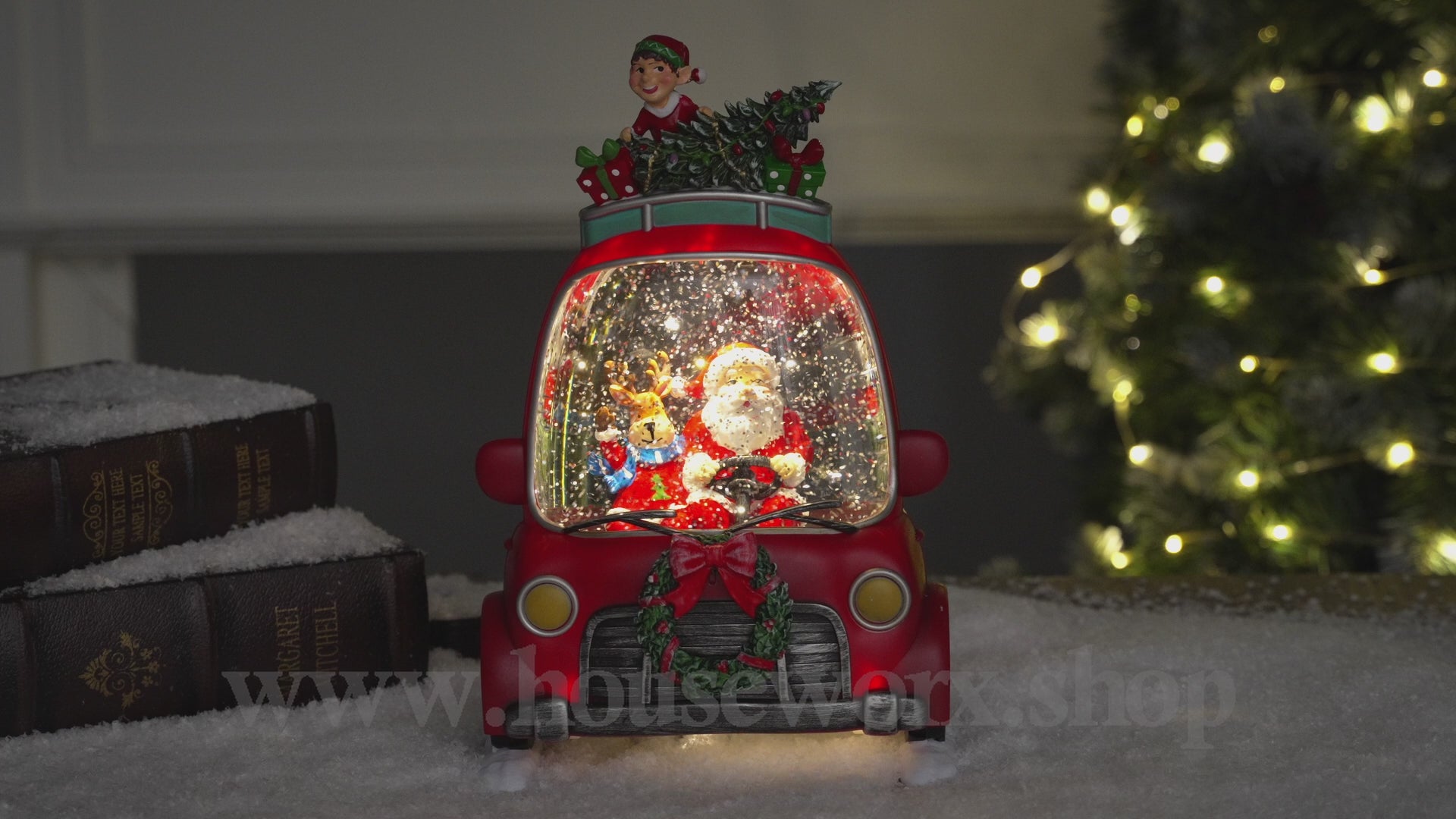 Festive car snow globe santa cieo
