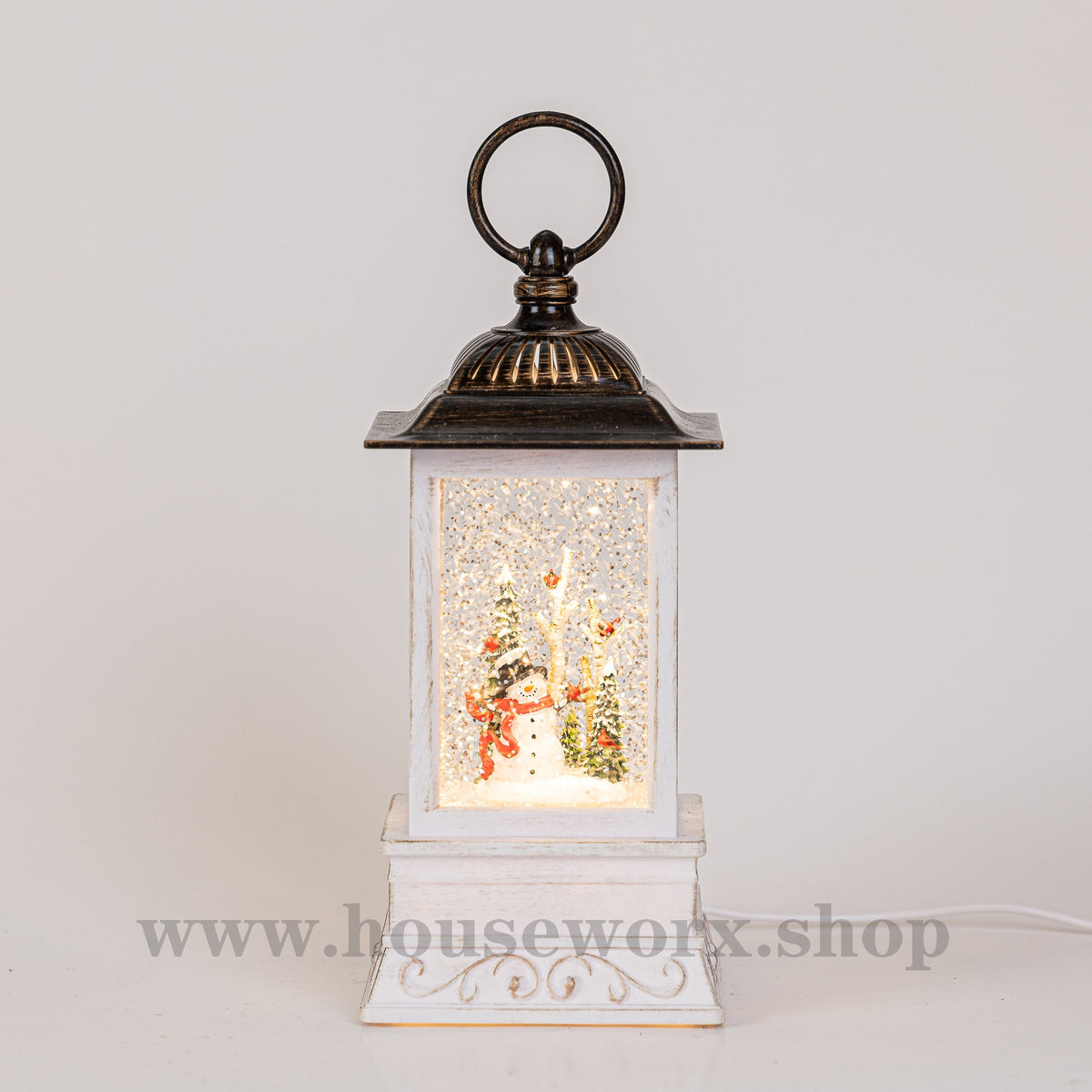 Manhattan - Christmas Snow Globes by House worX