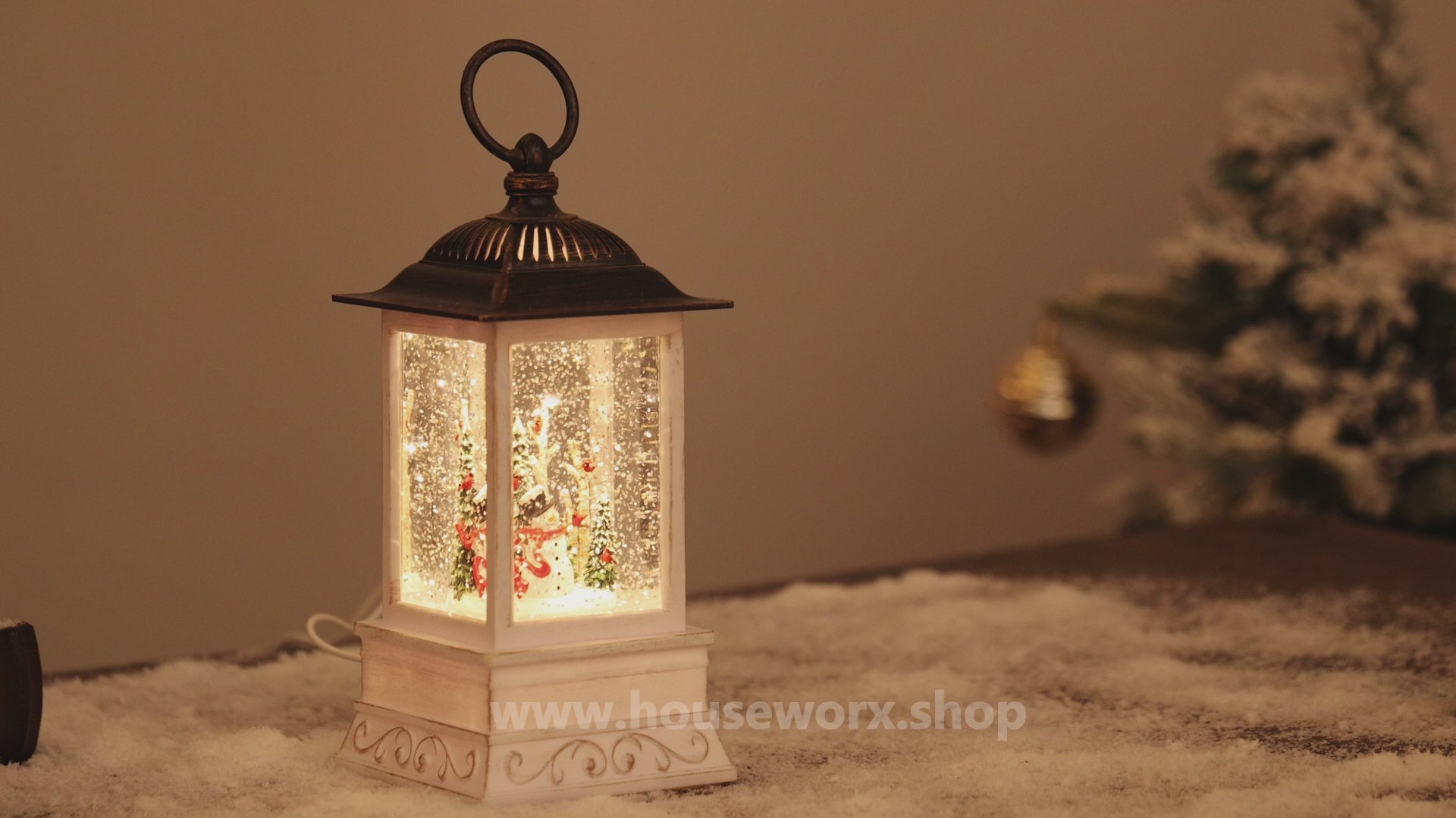 wind christmas snow globe snowman video