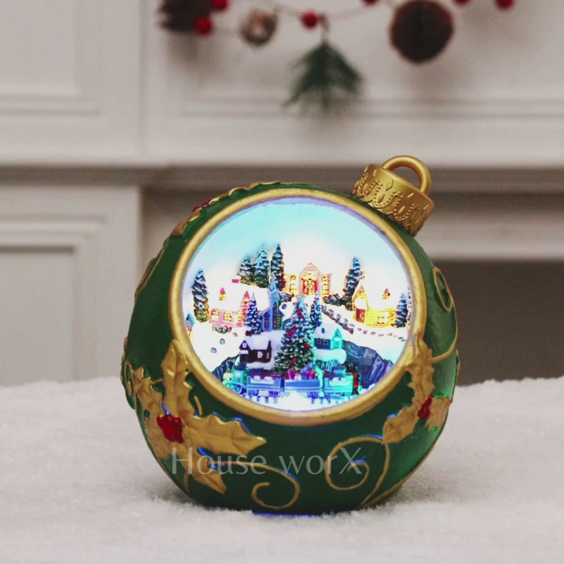 sm snowman bauble video