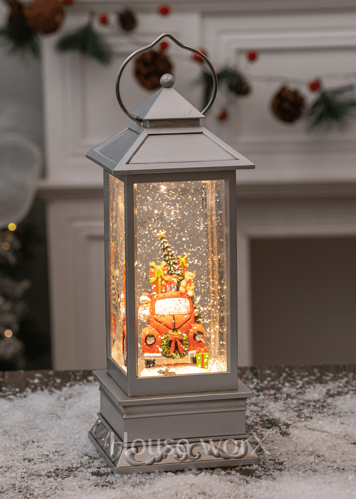 Santa/Car - Silver - Christmas Snow Globes by House worX