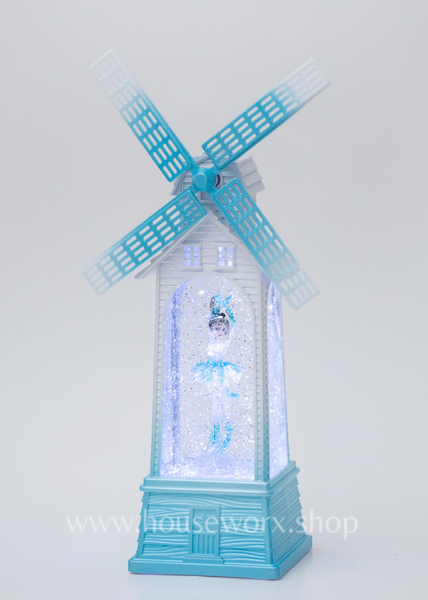 Windmill - Christmas Snow Globes by House worX