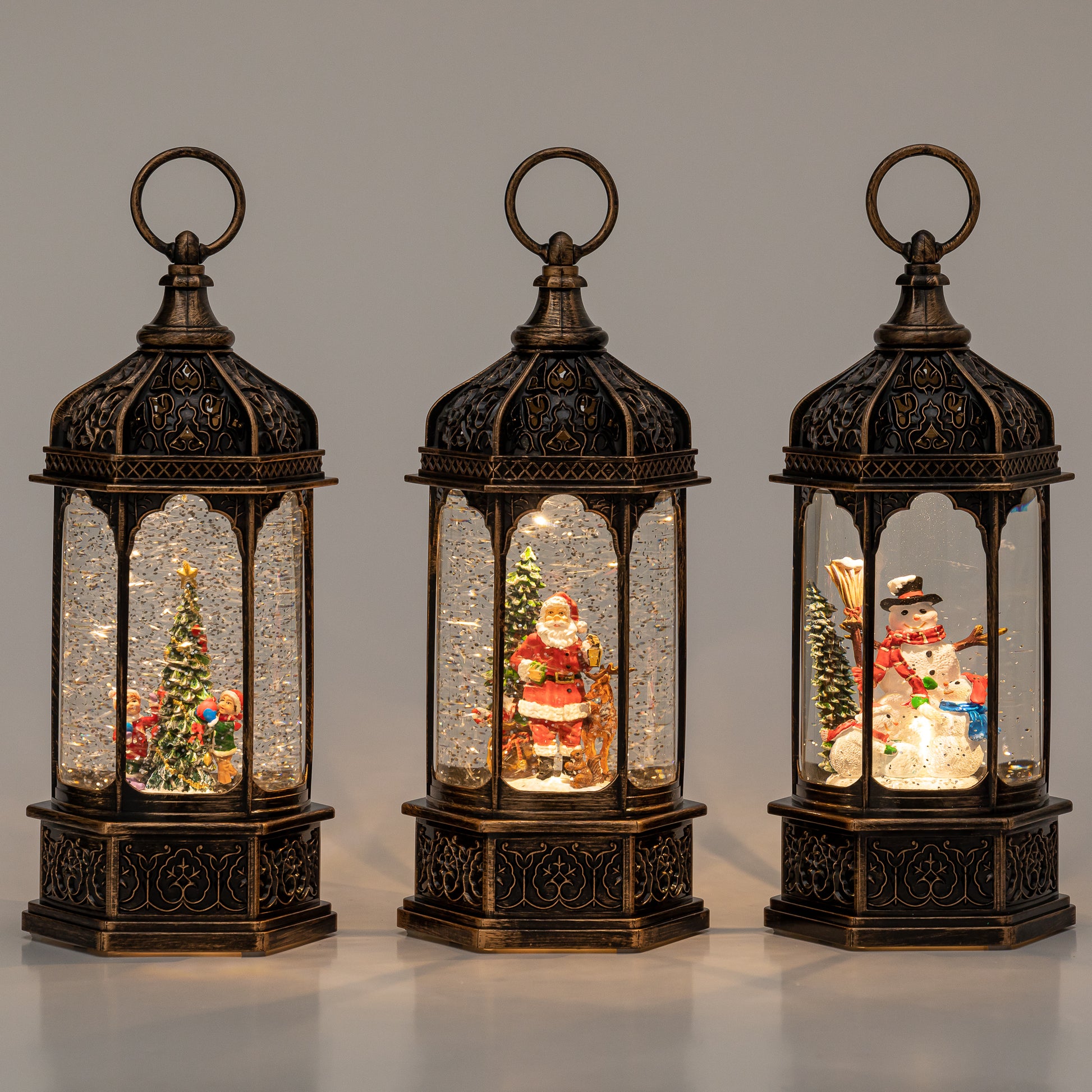 Rotunda Christmas snow globe group