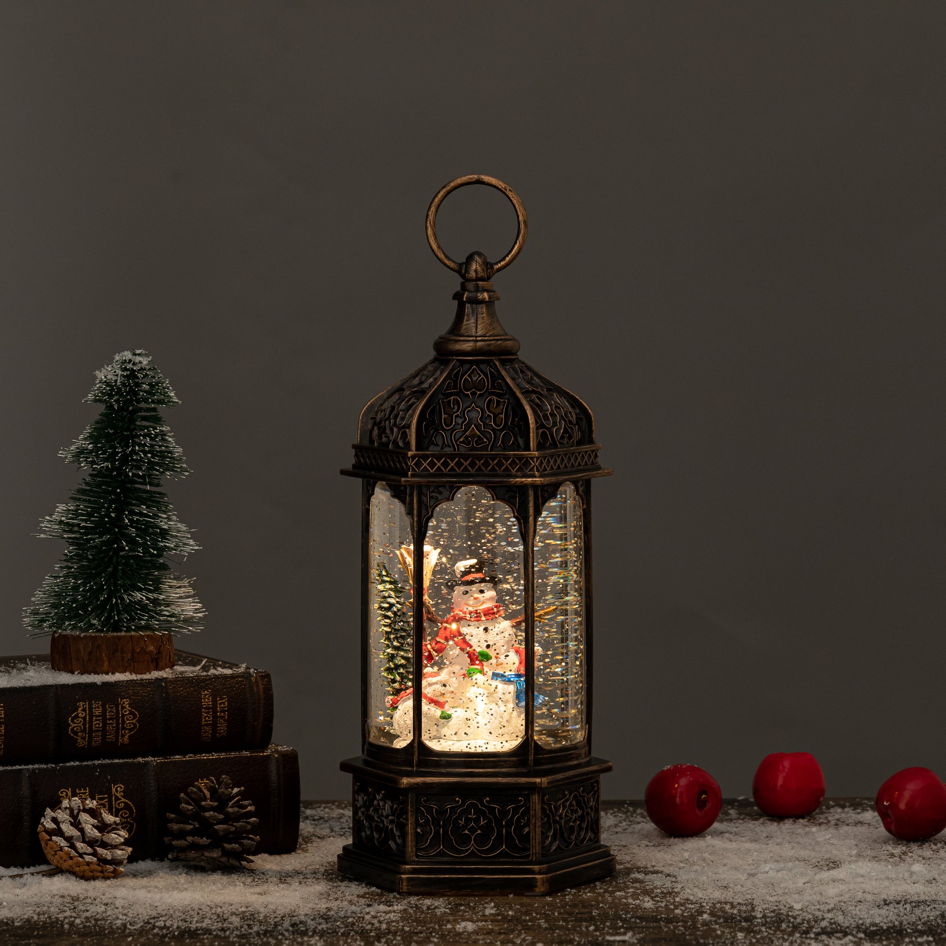 Rotunda Christmas snow globe snowman